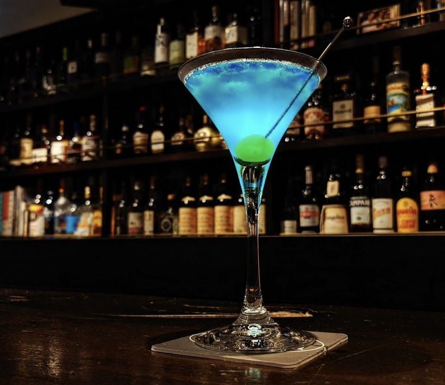 Bar Noble cocktail at the bar