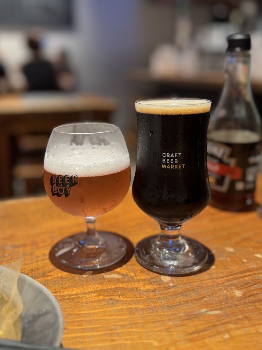 Craft Beer Market Jimbocho cocktail at the bar