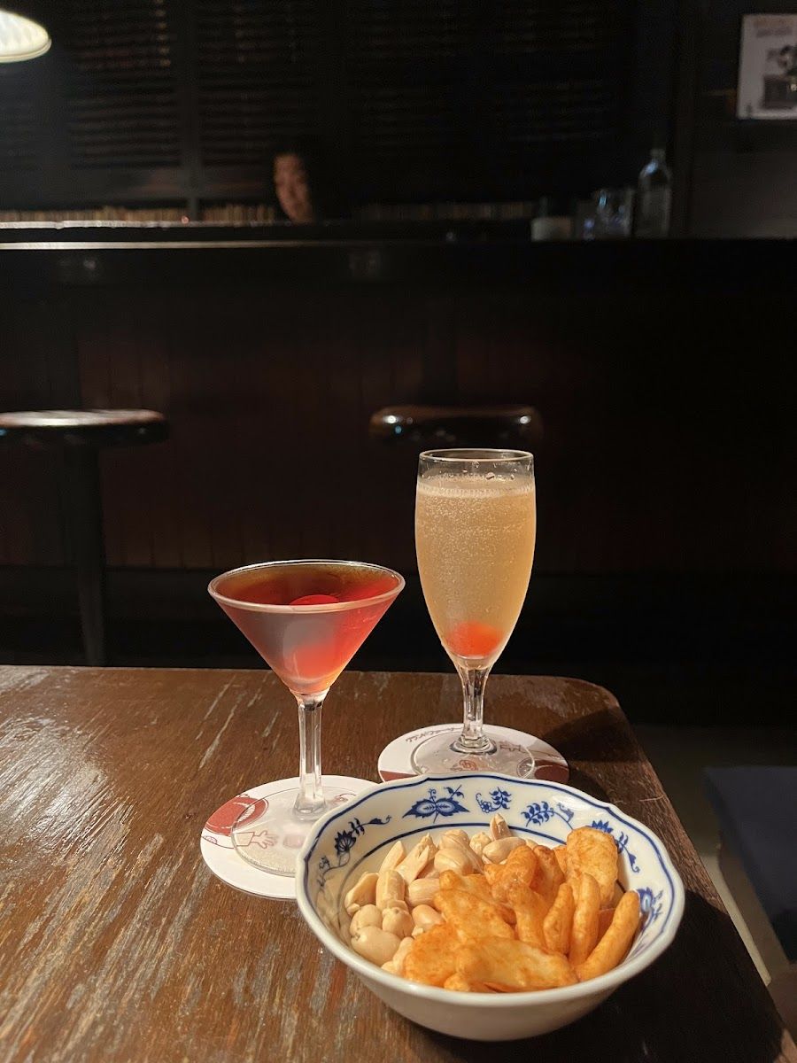 Grandfather's Shibuya atmosphere