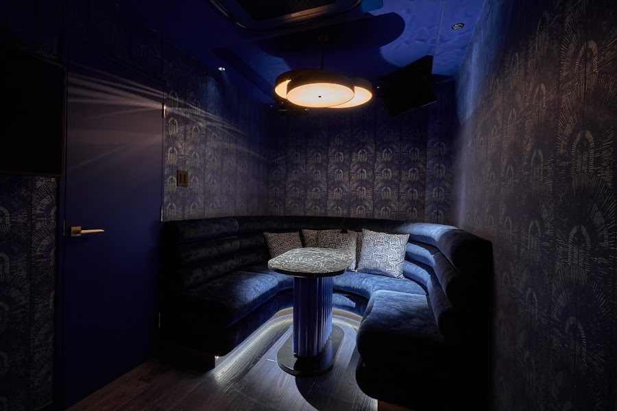 Satin Bar, Tokyo