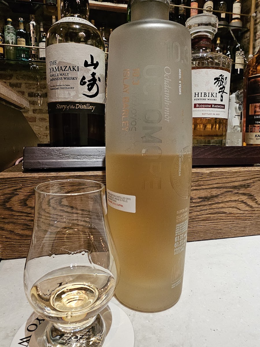 Tokyo Whisky Library, Tokyo