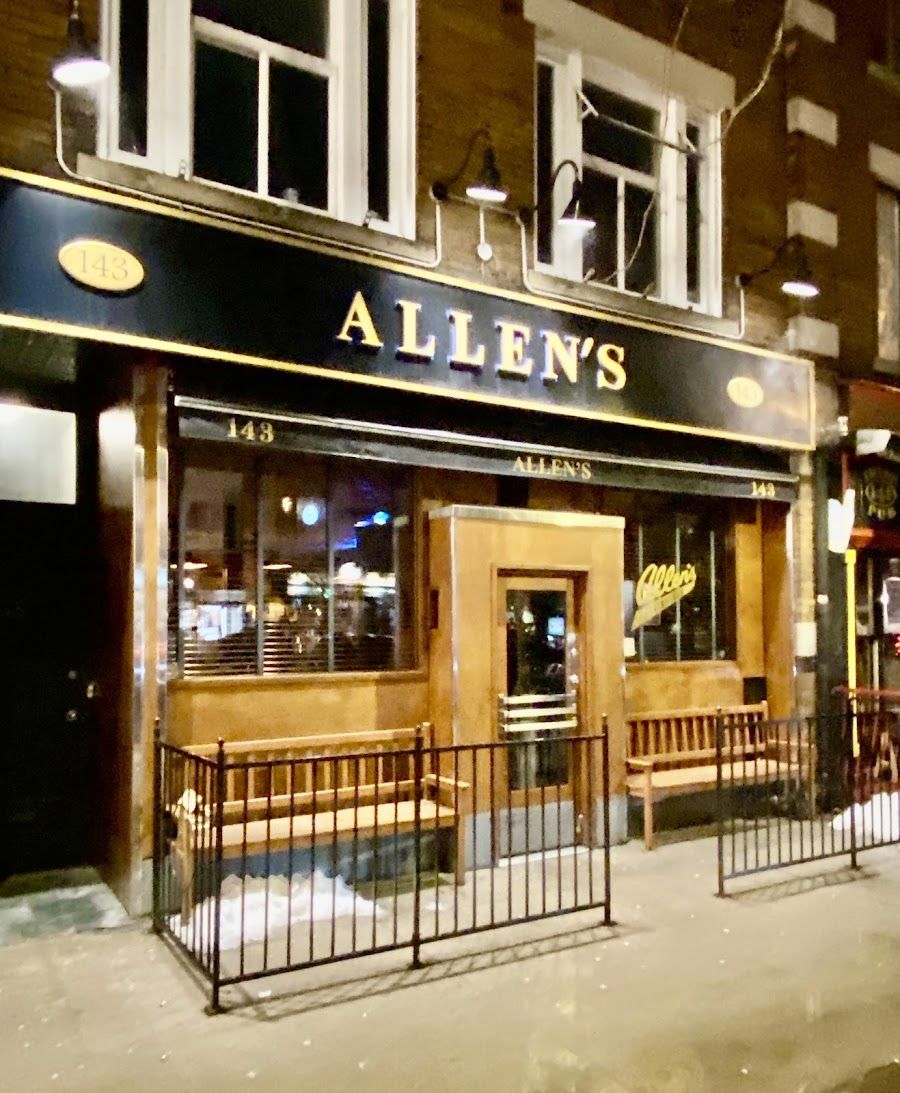 Allen's cocktail at the bar
