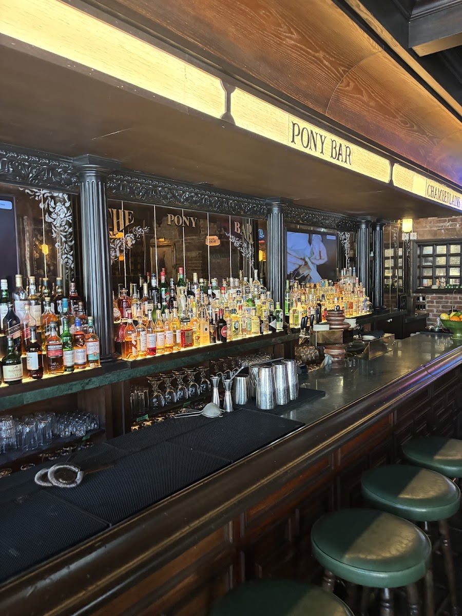 Chamberlain's Pony Bar, Toronto