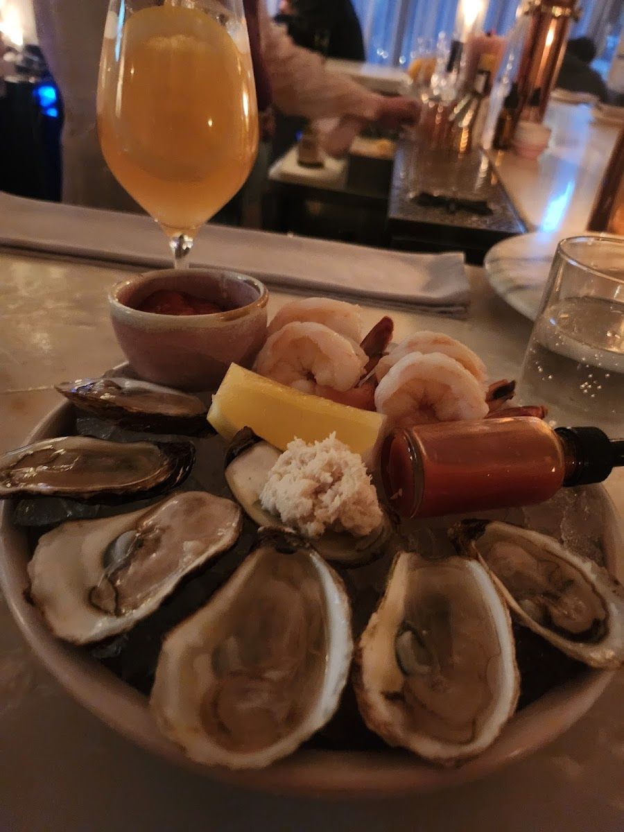 Grey Gardens bar service