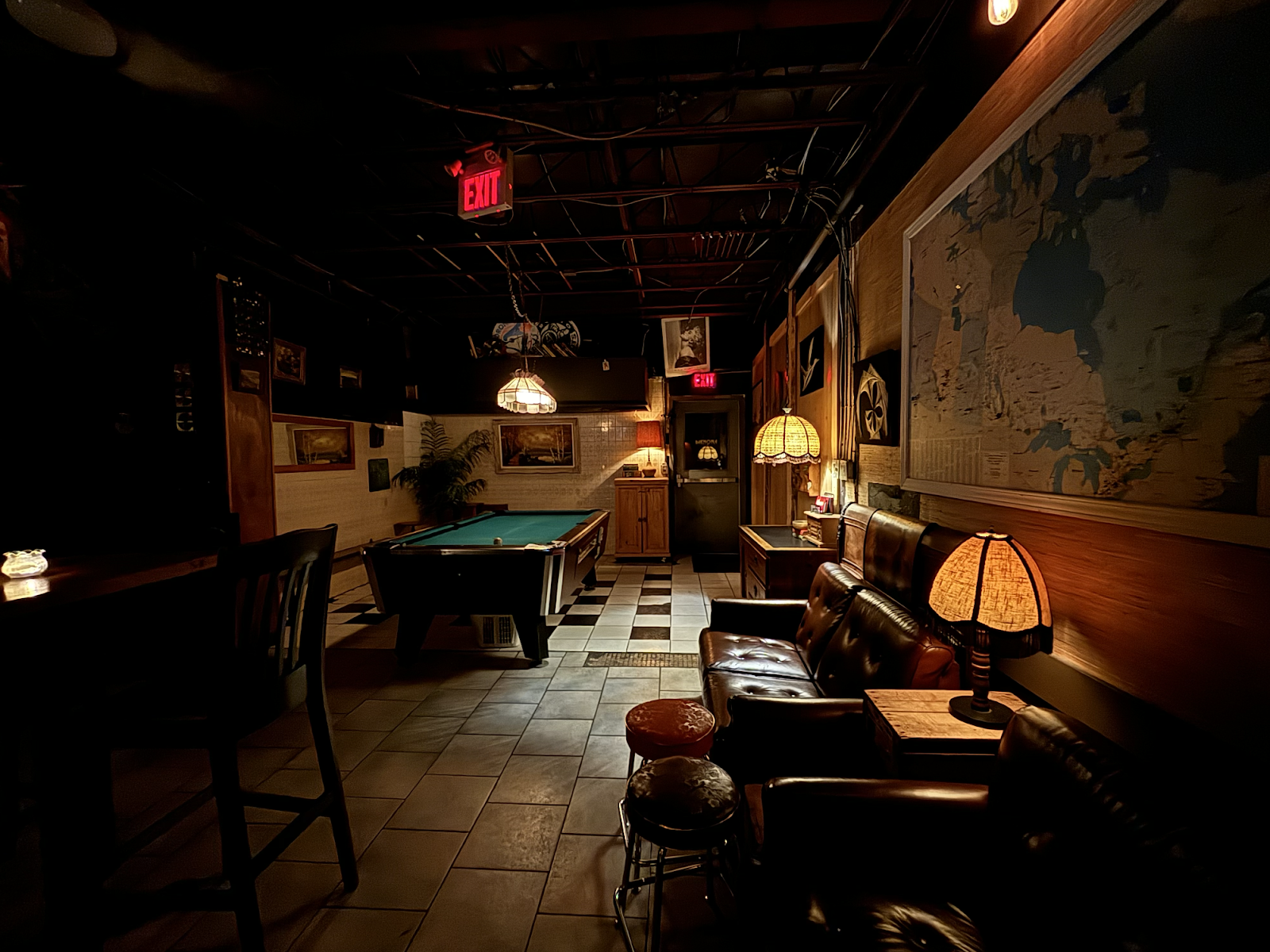 Wenona Craft Beer Lodge cottage-themed craft beer bar on Bloor Street West, Toronto