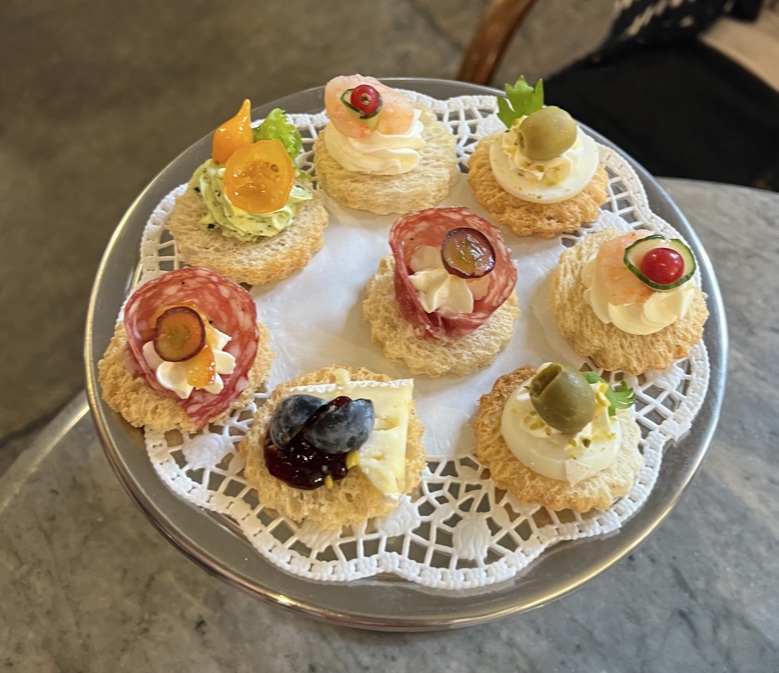 Caffè Mulassano, Turin