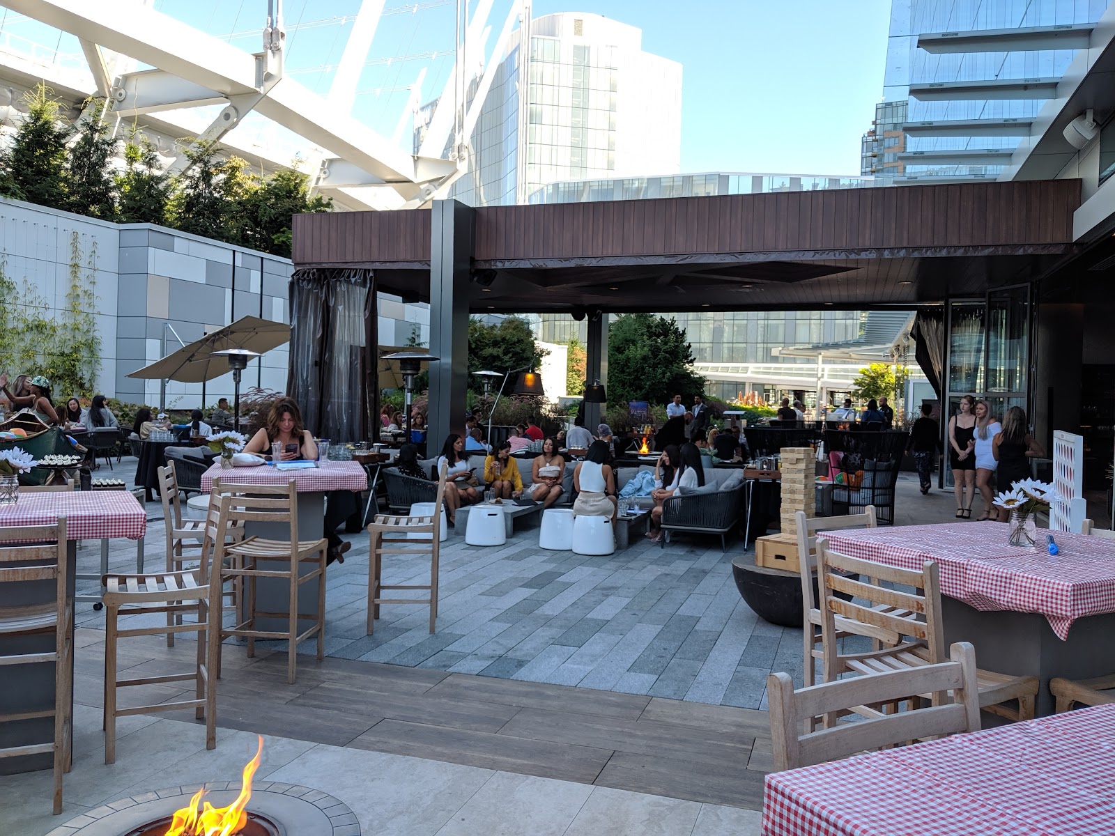 D/6 Bar &amp; Lounge, Vancouver