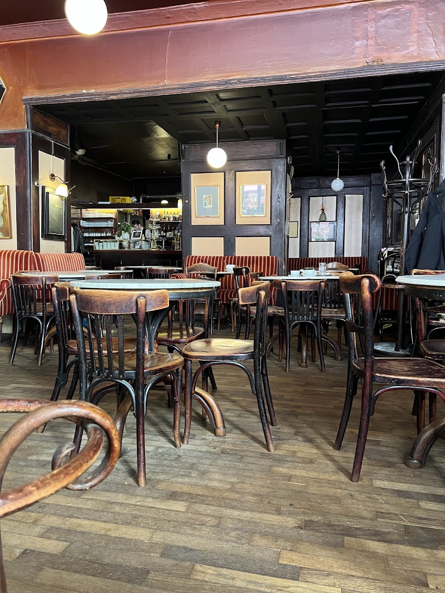 Café Hawelka Back Room, Vienna