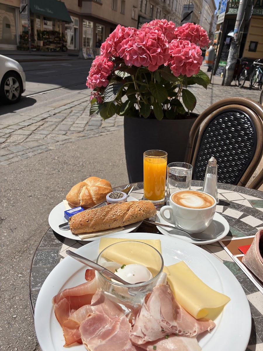Café Eiles, Vienna