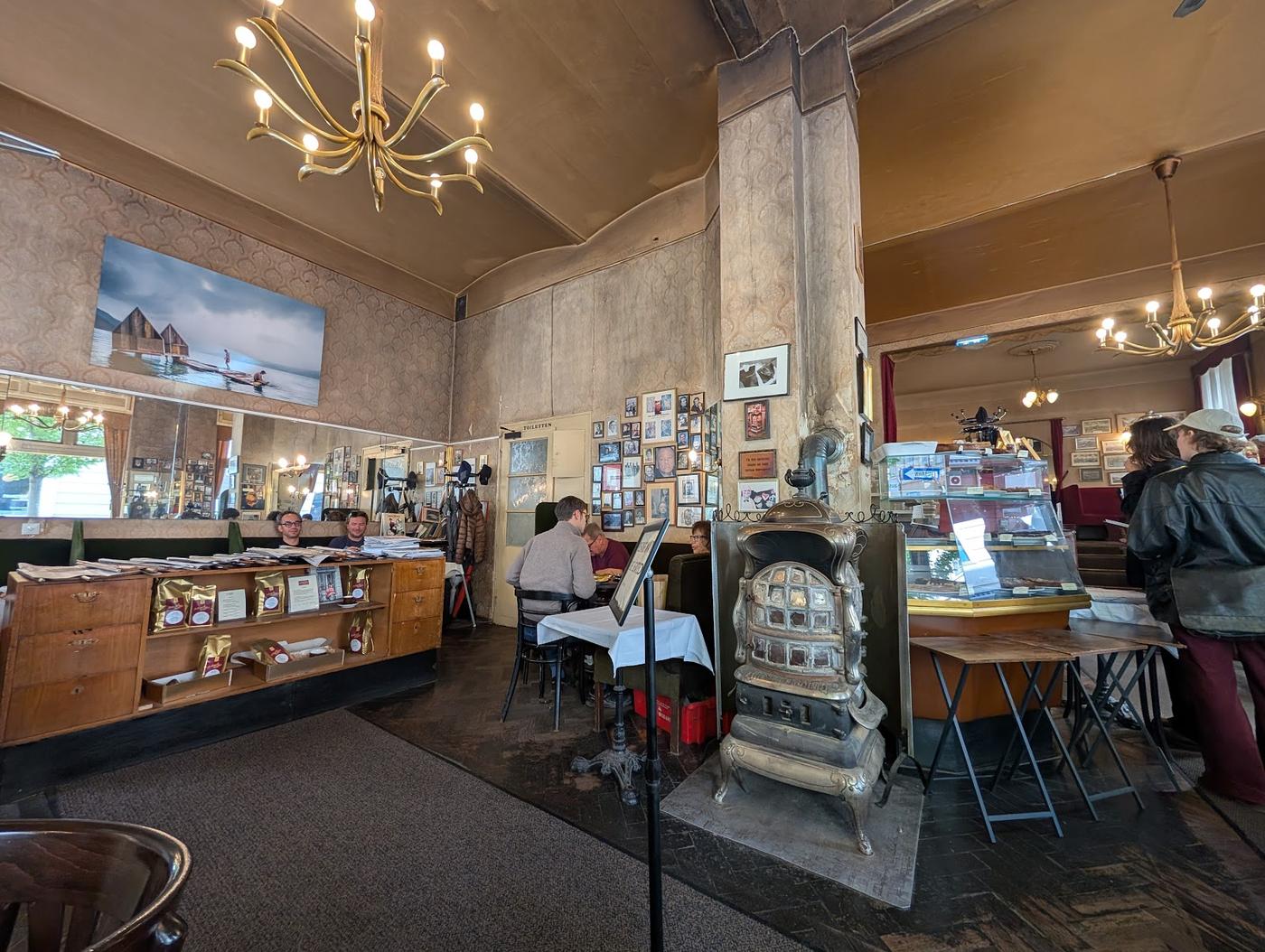 Café Jelinek, Vienna
