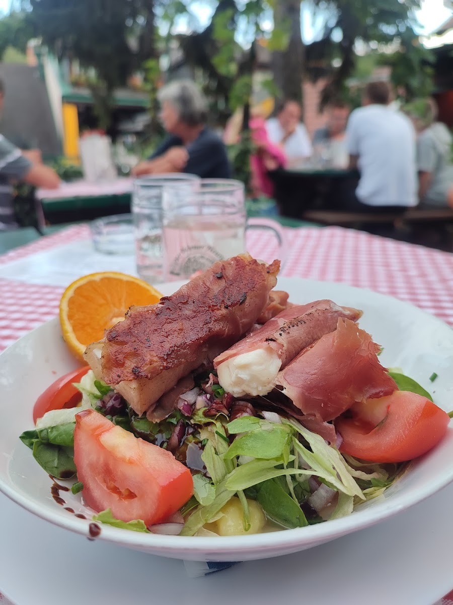 Der Wein Wolf, Vienna