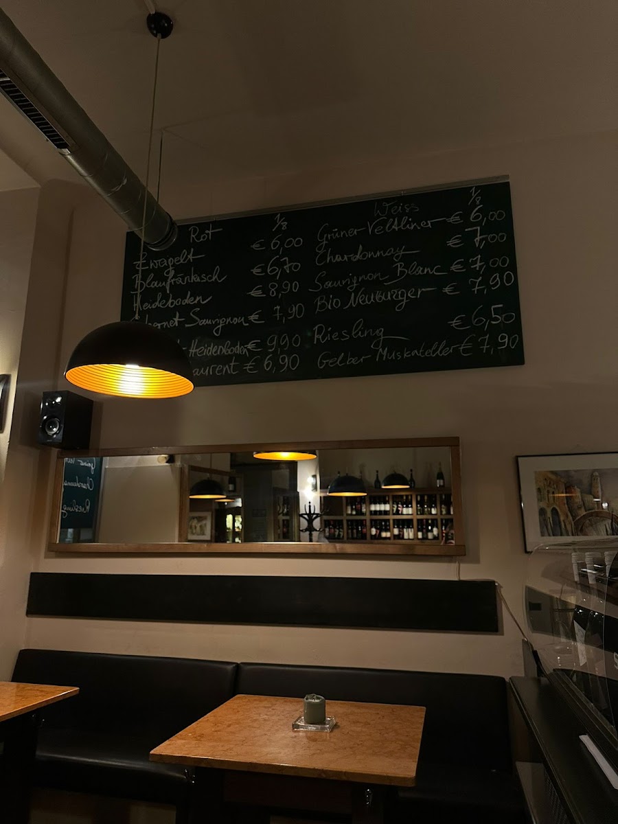 Die Vinothek Wein &amp; Bar, Vienna