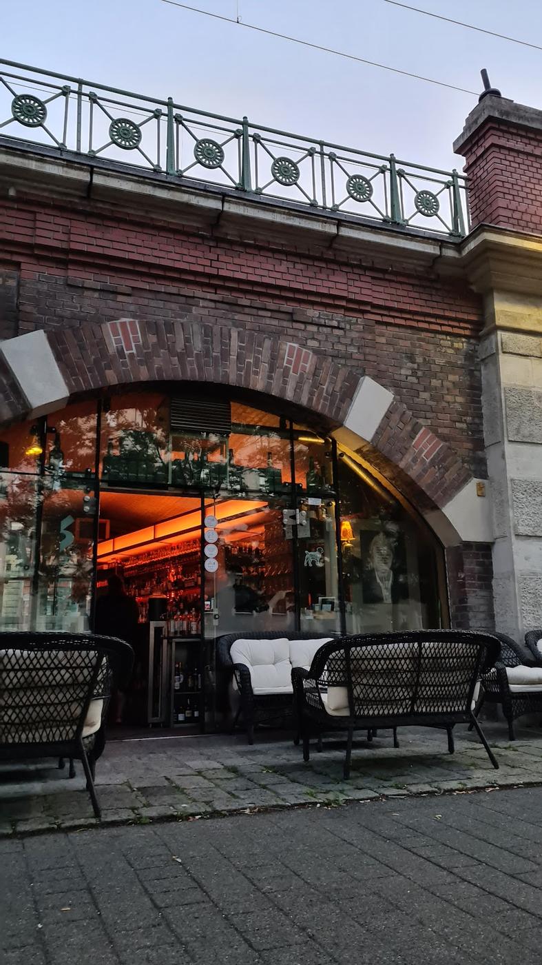 Halbestadt, Vienna
