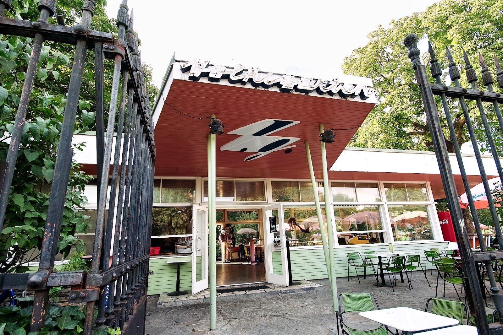Volksgarten Pavillon Vienna bar interior