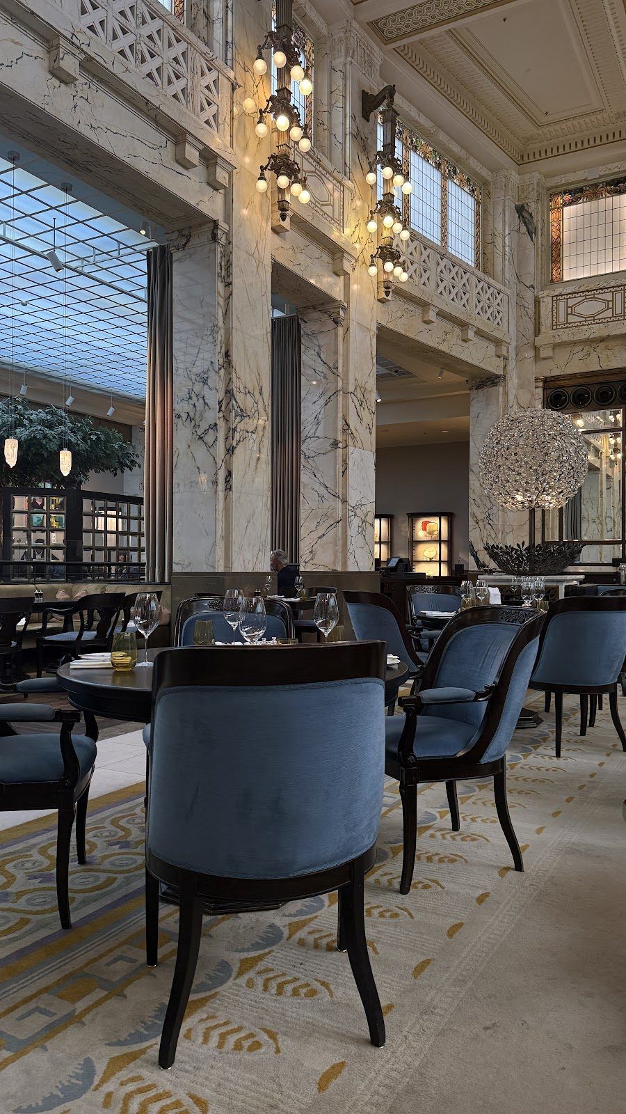 ZWO Bar bar service