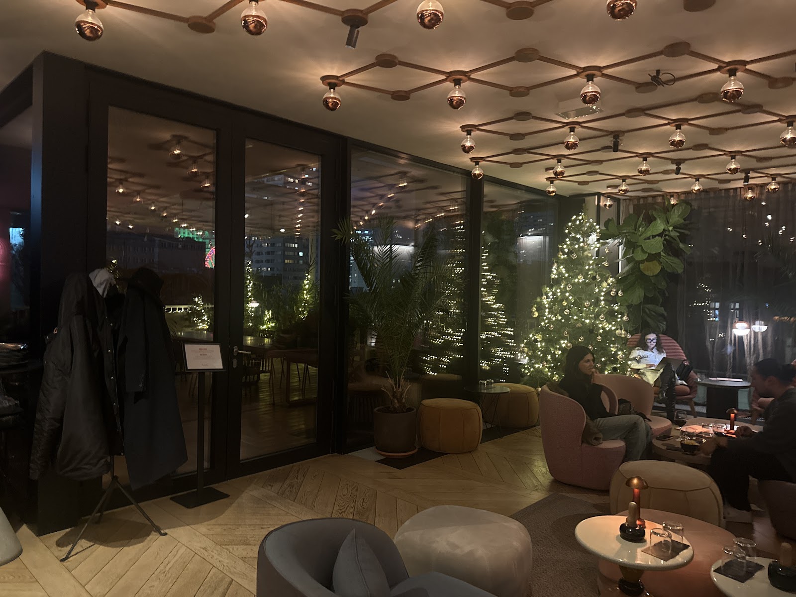Loreta Bar, Warsaw