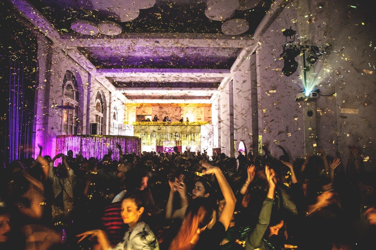 Niebo Club Warsaw bar interior