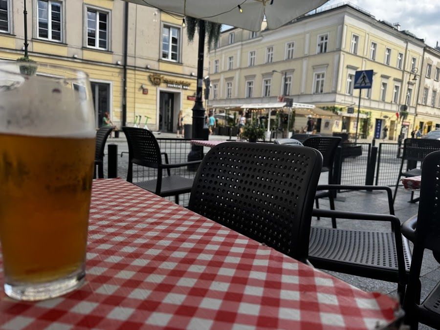 Pijalnia Wodki i Piwa bar service