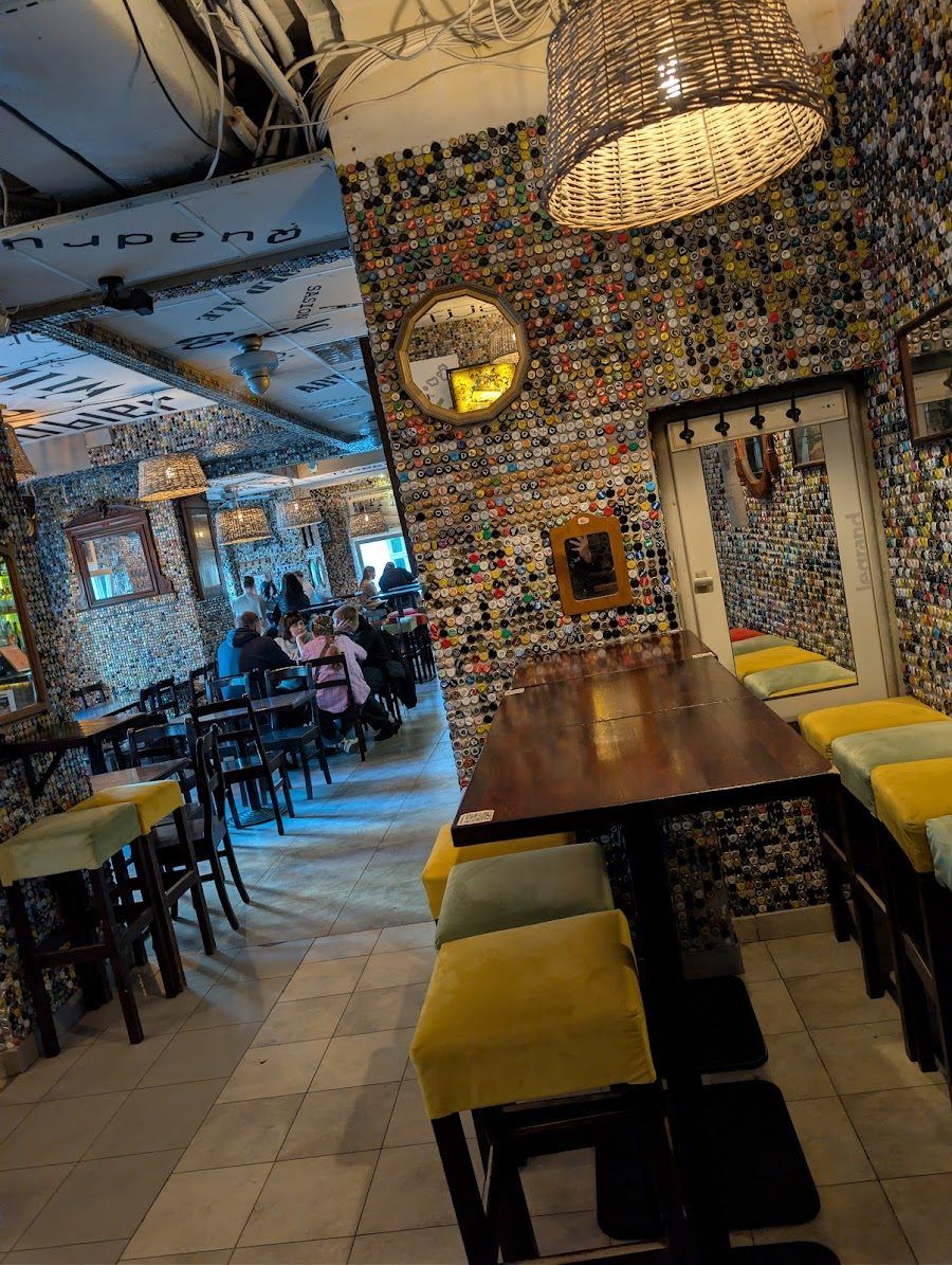Piw Paw Praga bar service