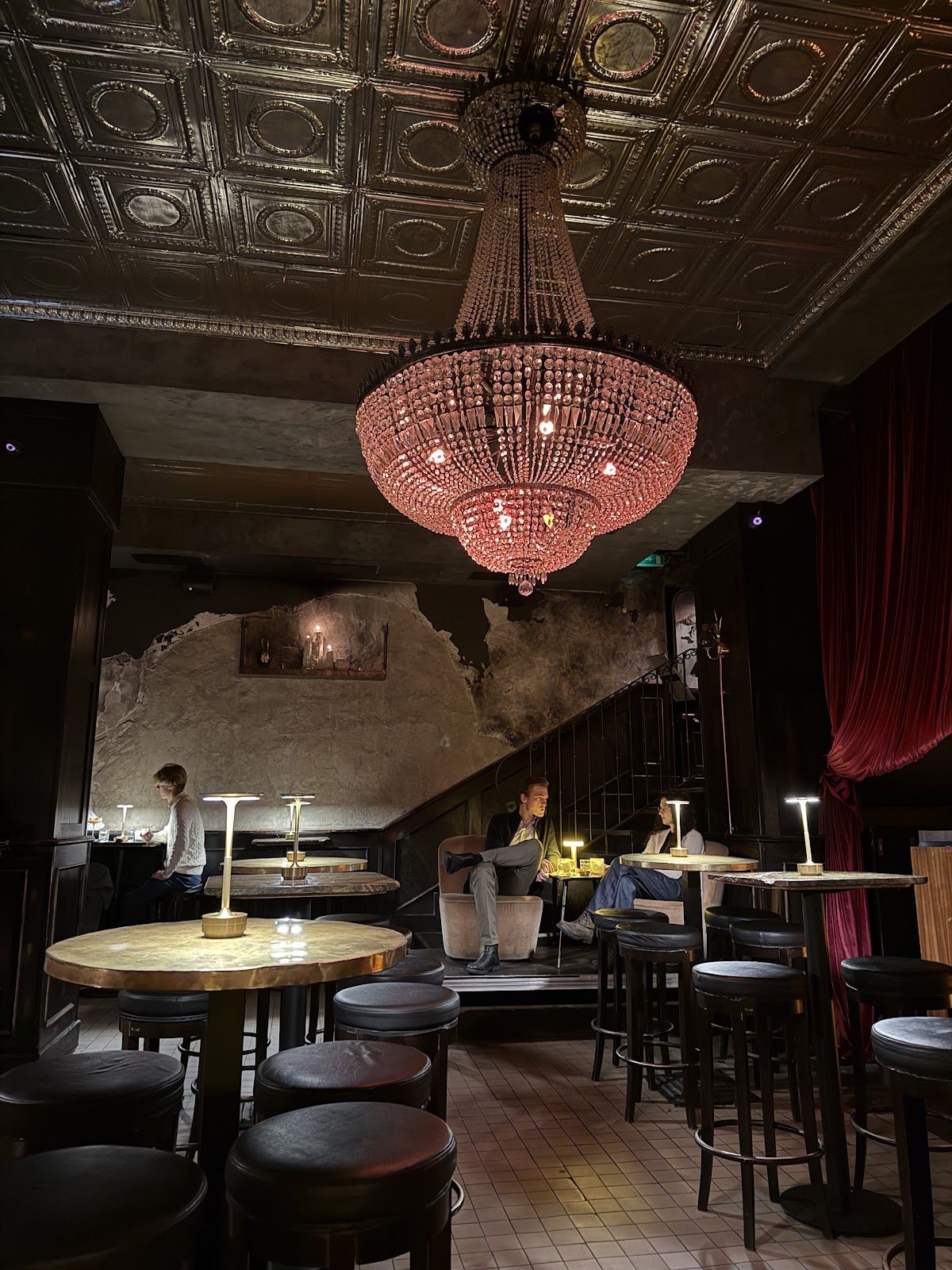 Weles, Warsaw