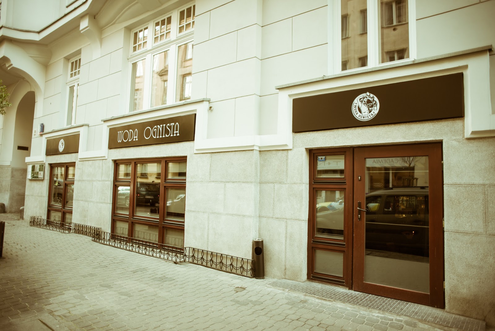 Woda Ognista, Warsaw