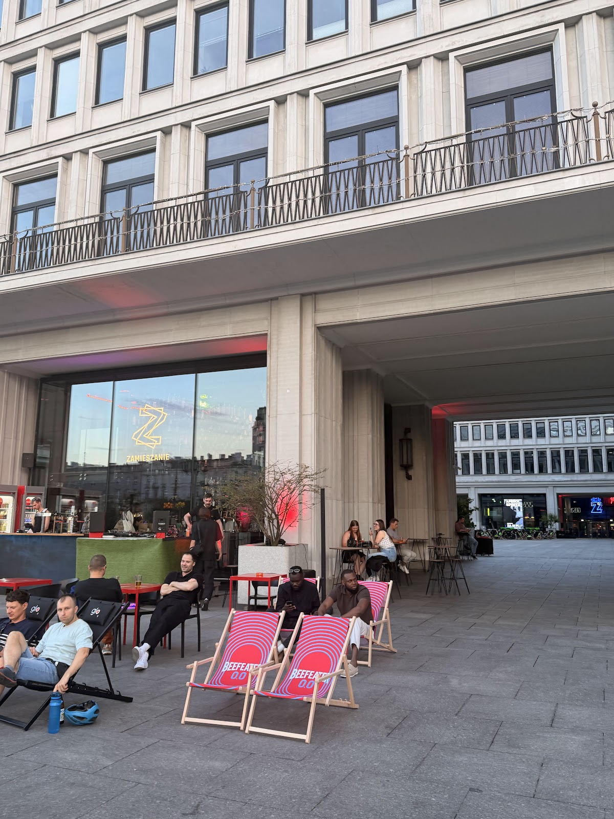 Zamieszanie, Warsaw