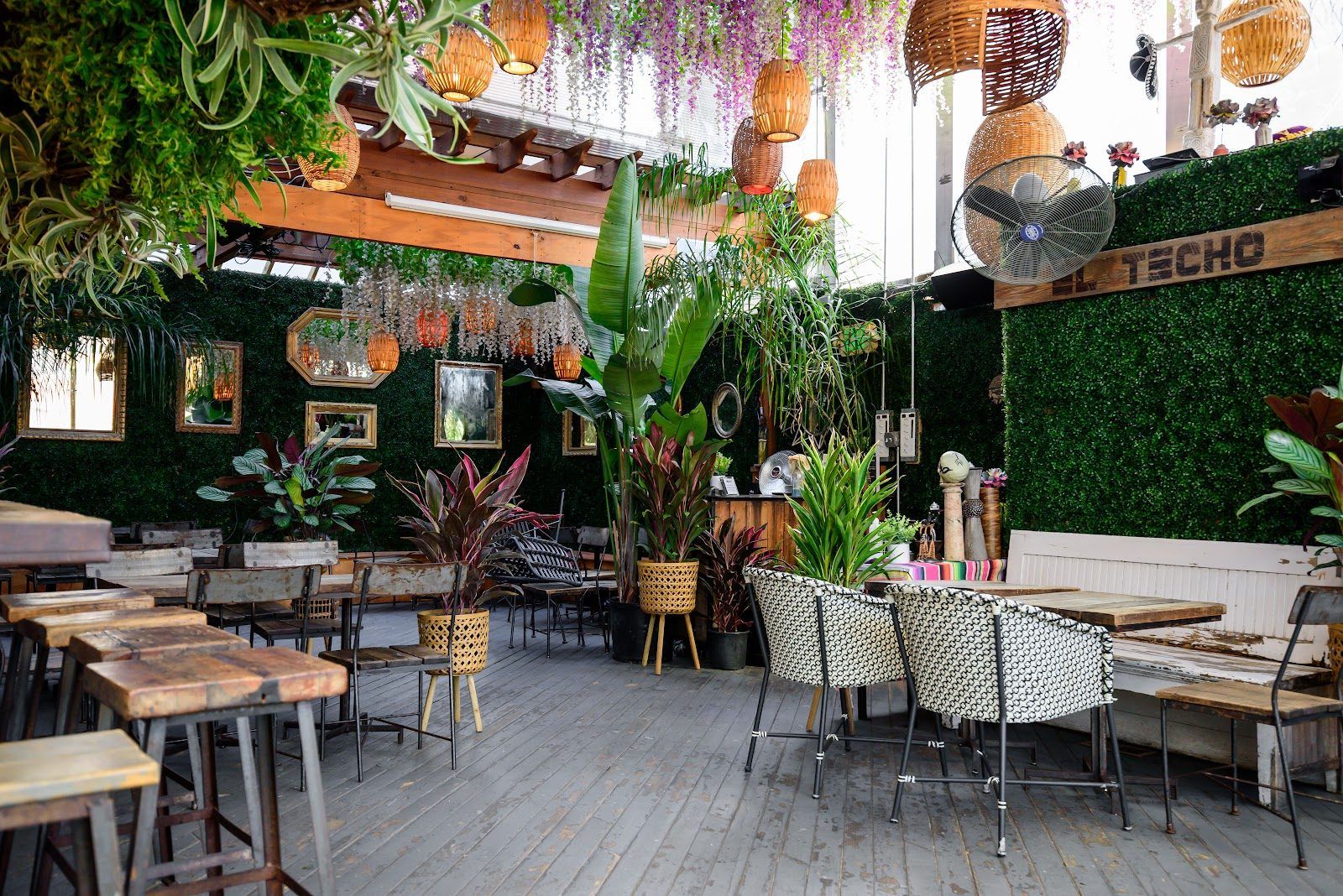 El Techo Rooftop Washington DC bar interior