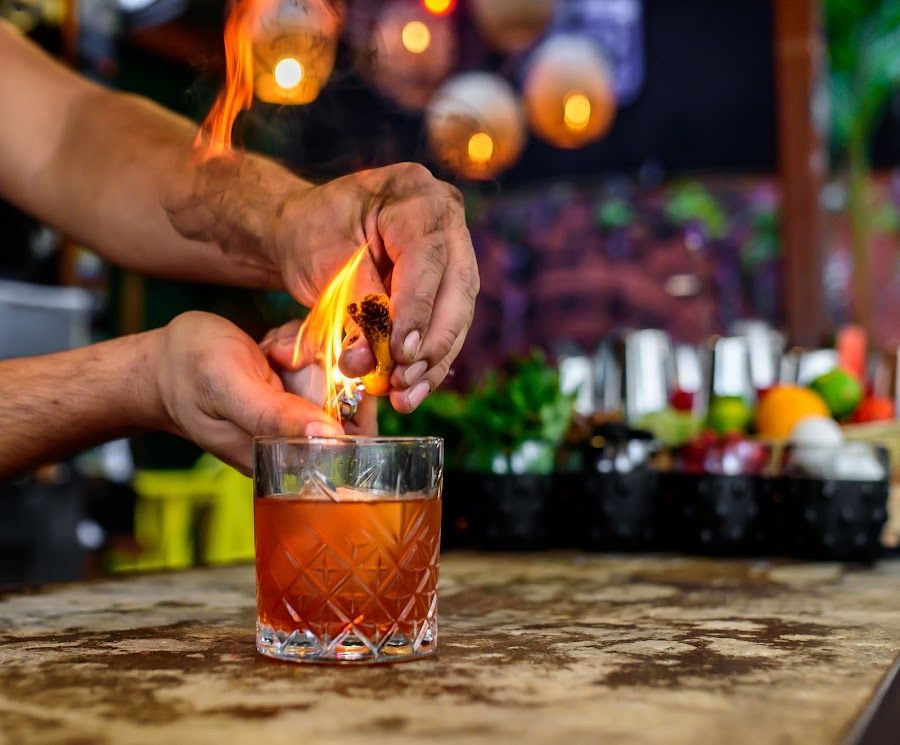 El Techo Rooftop bar service