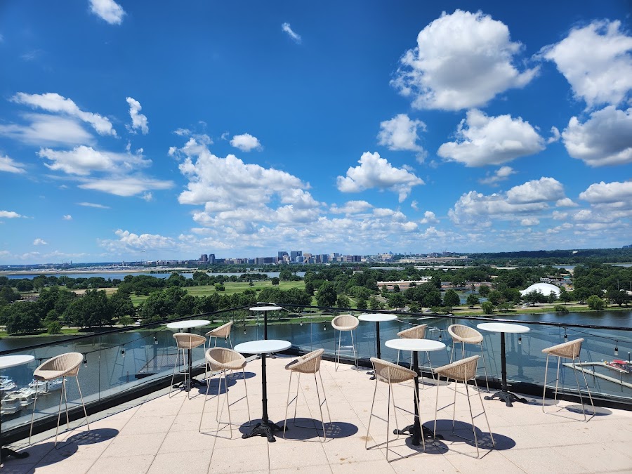La Vie, Washington Dc