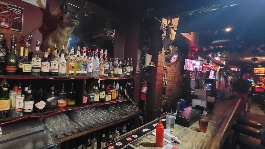 Madam's Organ bar in Washington DC