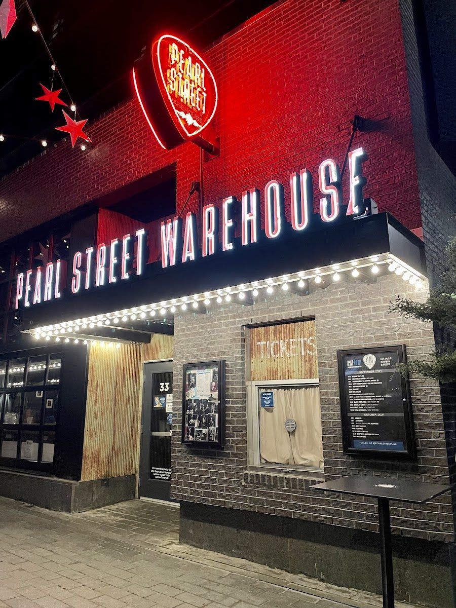 Pearl Street Warehouse The Wharf atmosphere