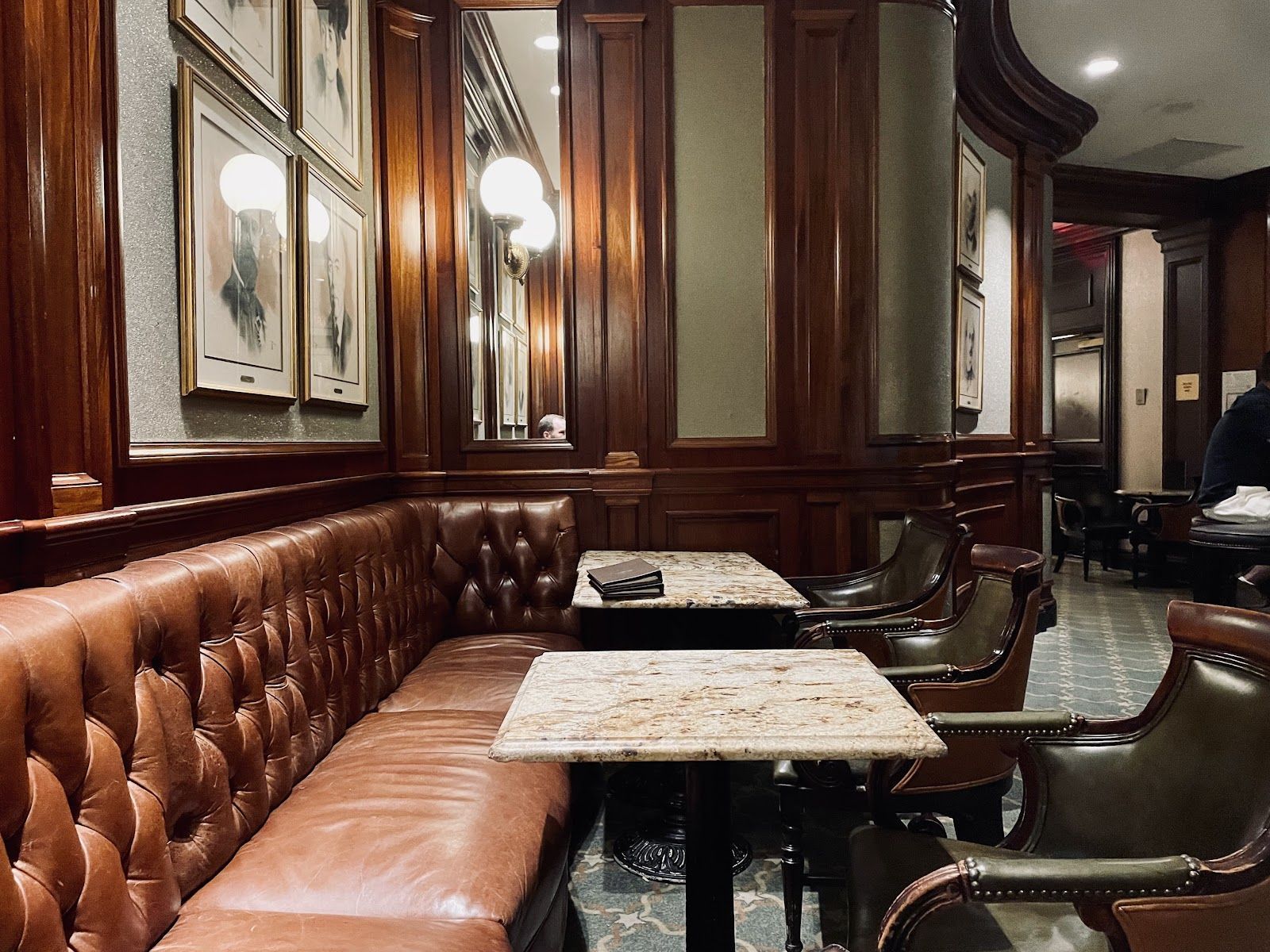 Round Robin Bar, Washington Dc