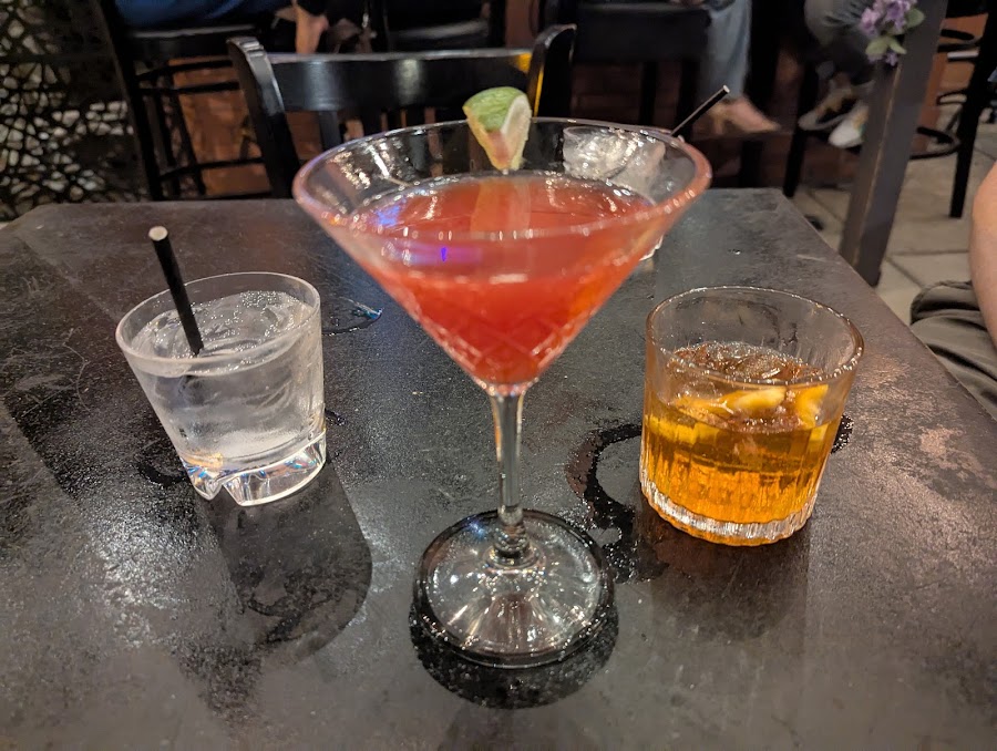 Cafe Saint-Ex drinks