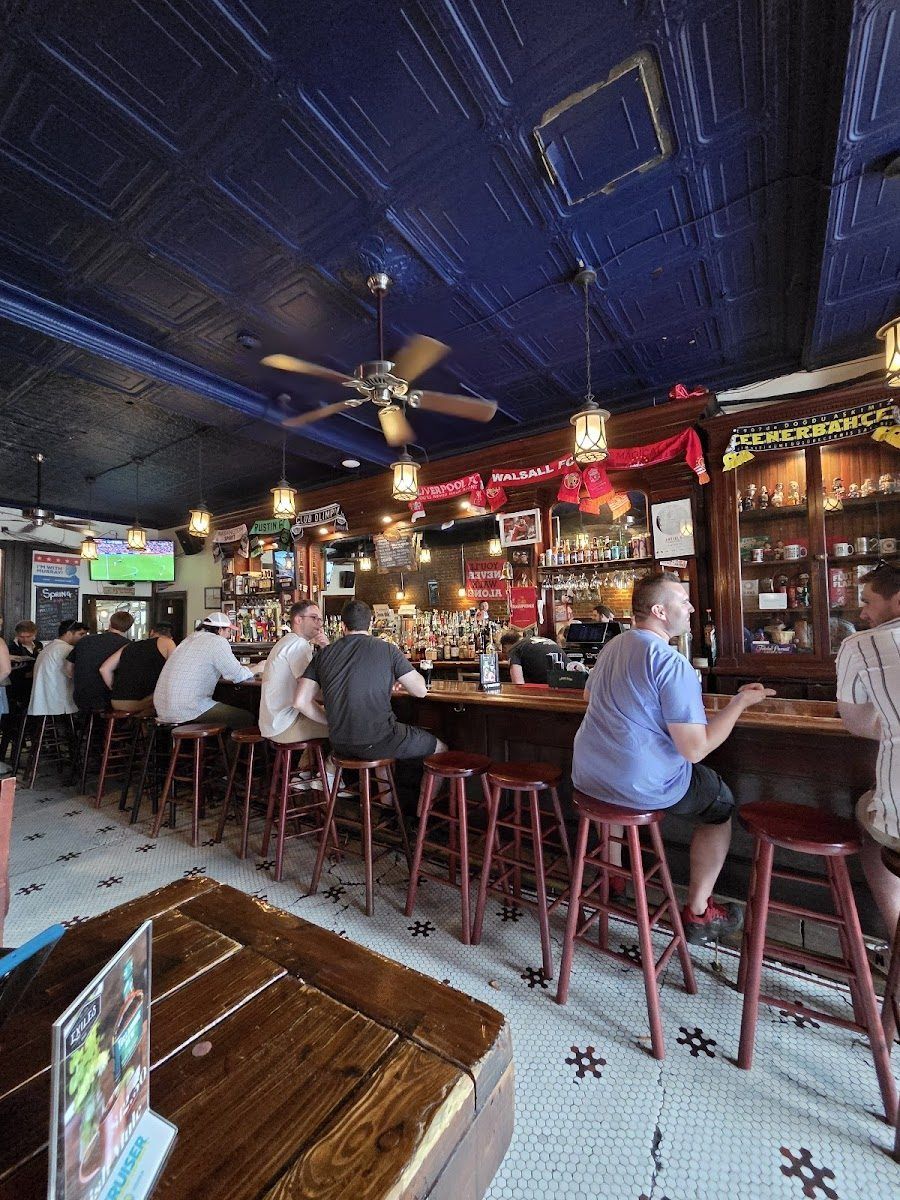 Stetson's Famous Bar & Grill U Street atmosphere