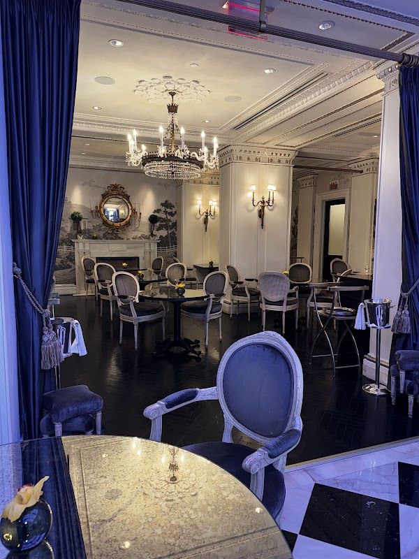 Rose's Luxury Bar Washington DC