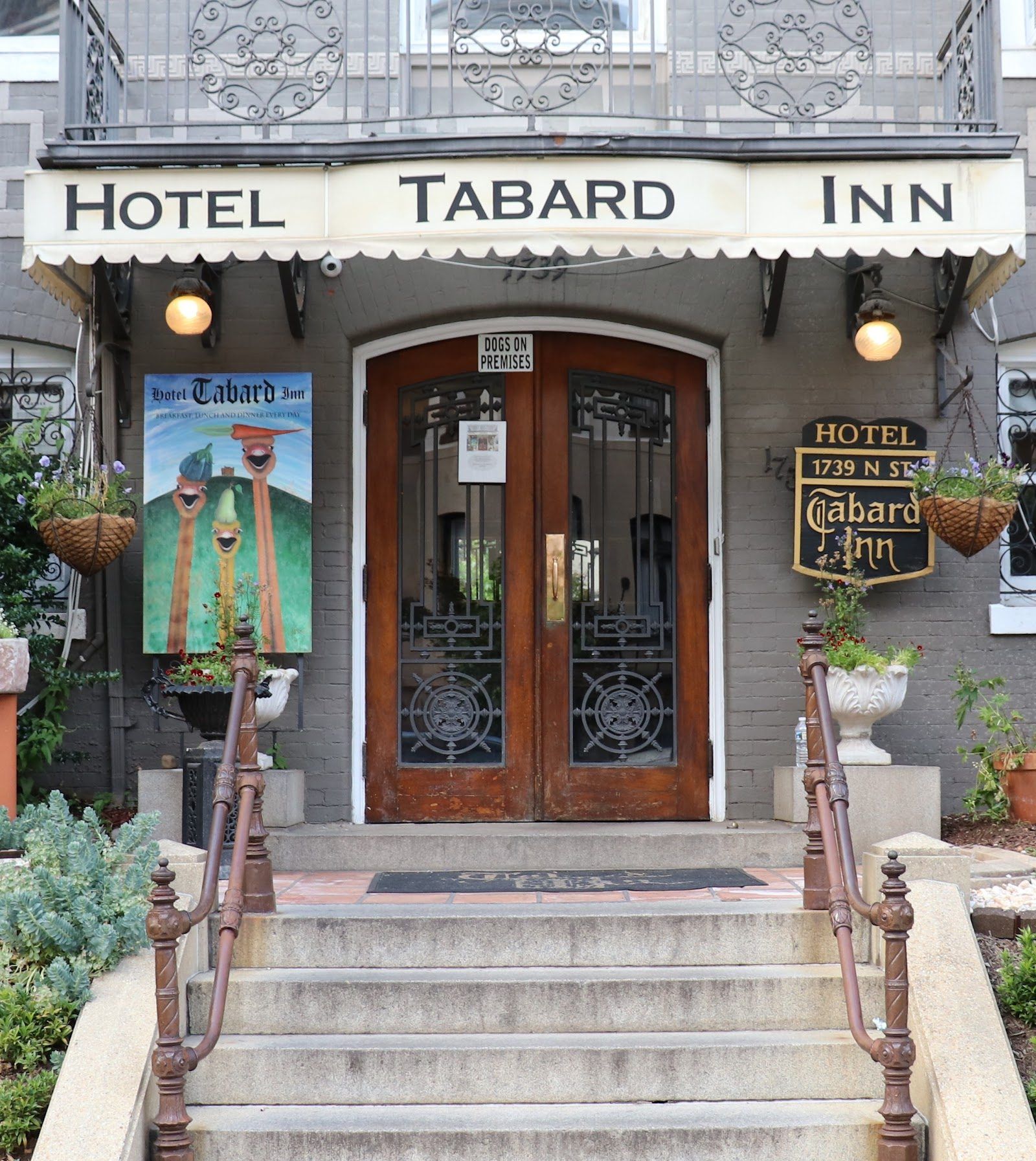 The Tabard Inn Bar Washington DC bar interior