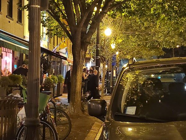 Stetson's Famous Bar & Grill Washington DC