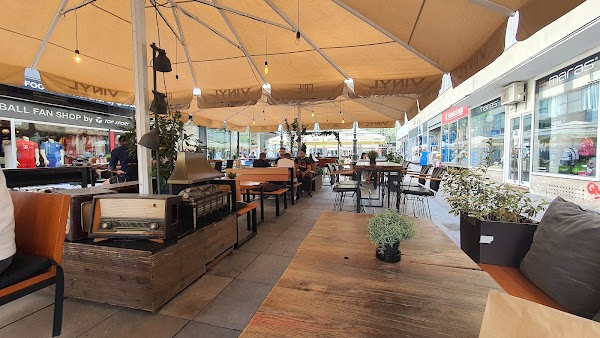 Vinyl Bar in Zagreb