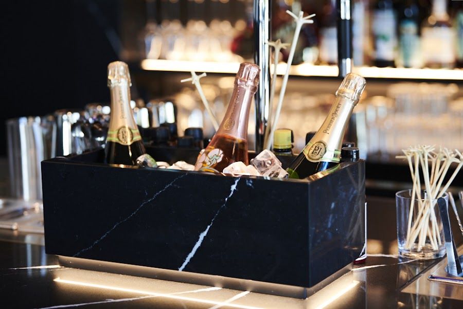 Bar am Wasser, Zurich