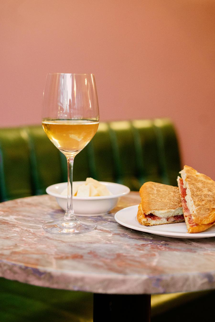 Bar Sacchi, Zurich