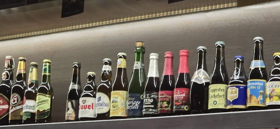 Beerlinale Craft Beer Bar bar service
