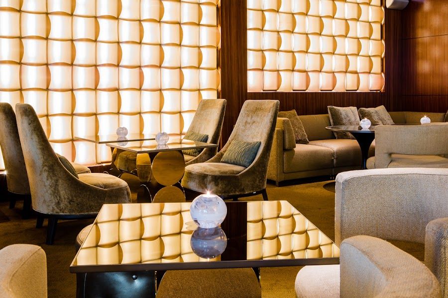 China Club at Park Hyatt Old Town atmosphere