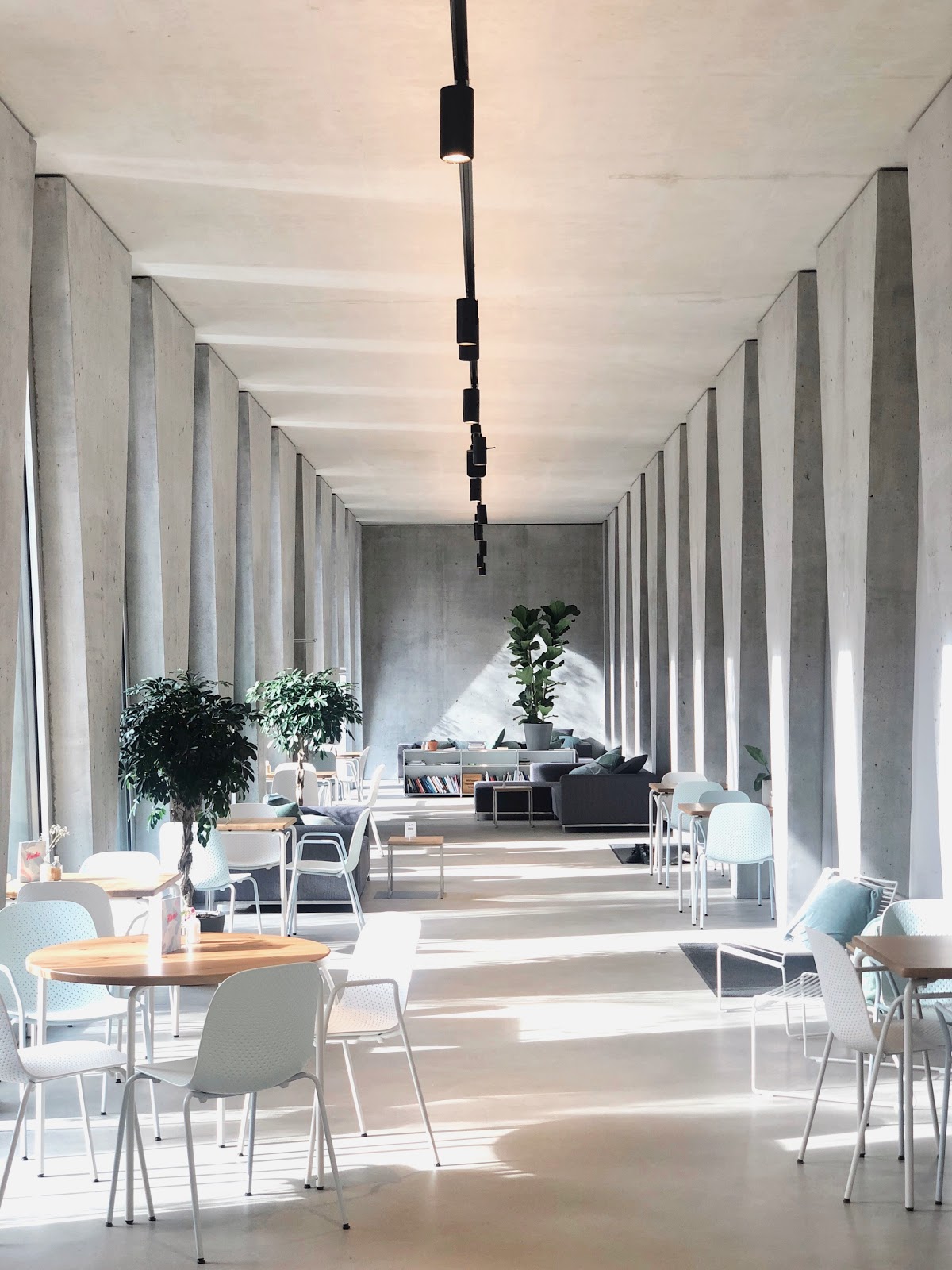 Das Haus Bar