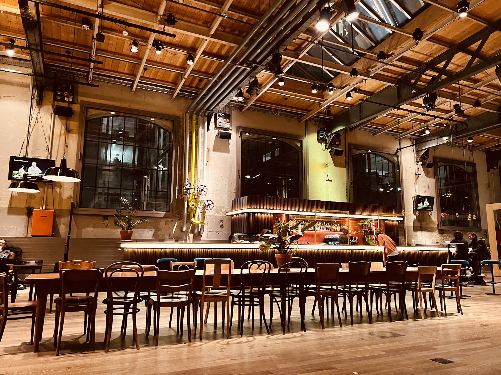 Jazz Baragge live jazz jam stage and bar, Zurich-West