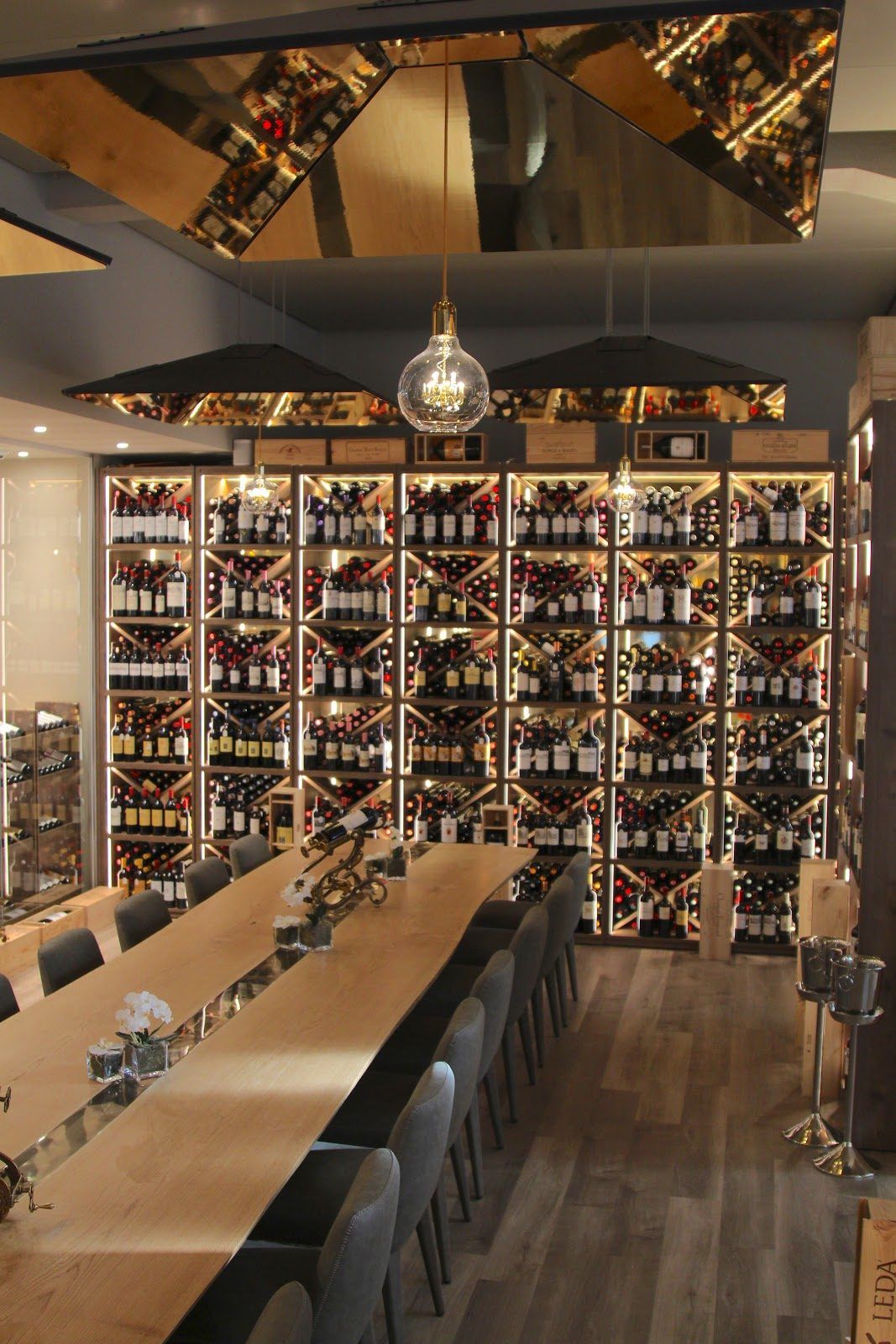 Le Vin, Zurich