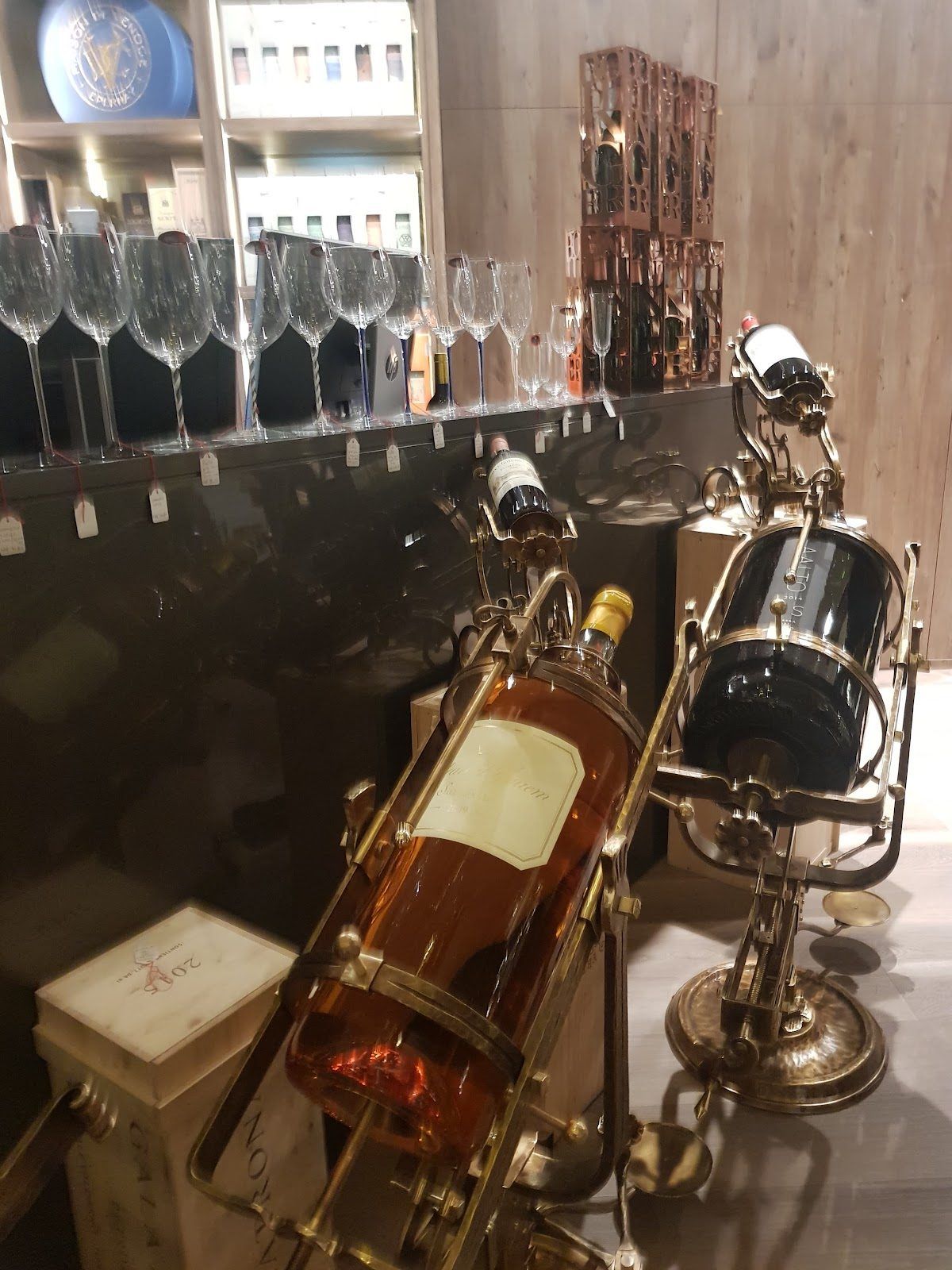 Le Vin, Zurich