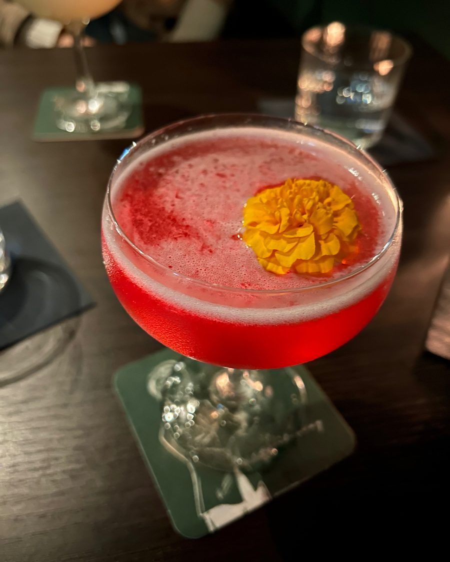 Hideaway Cocktail Bar bar service
