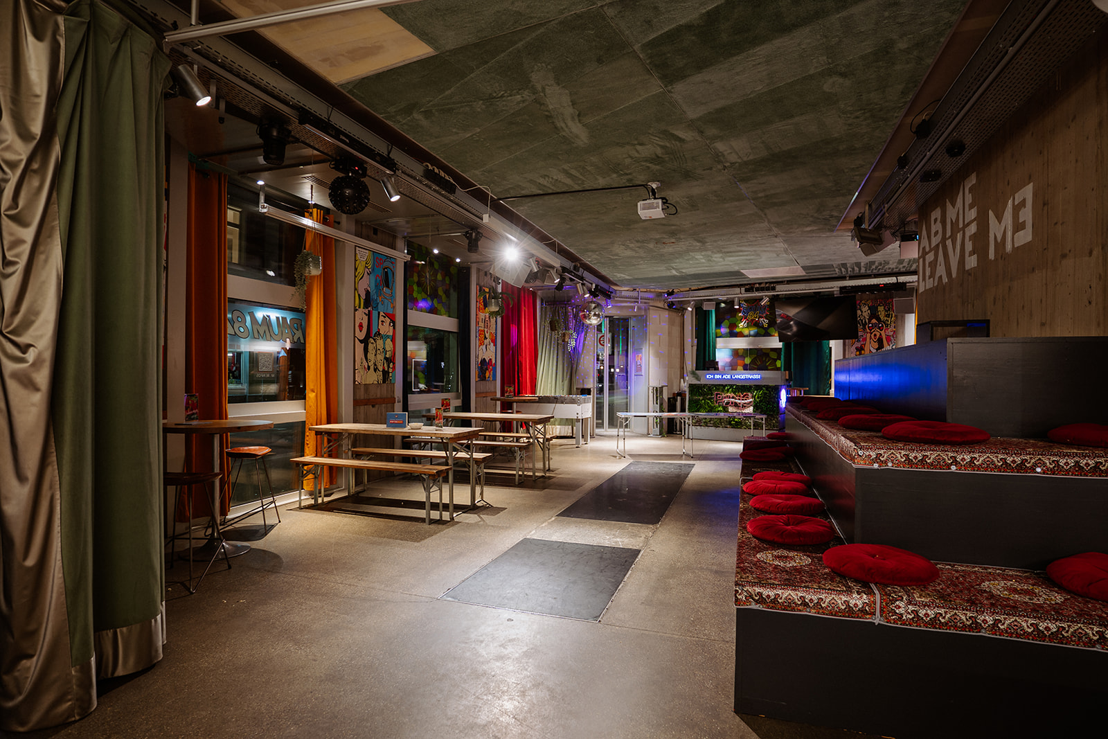 Raum Bar, Zurich