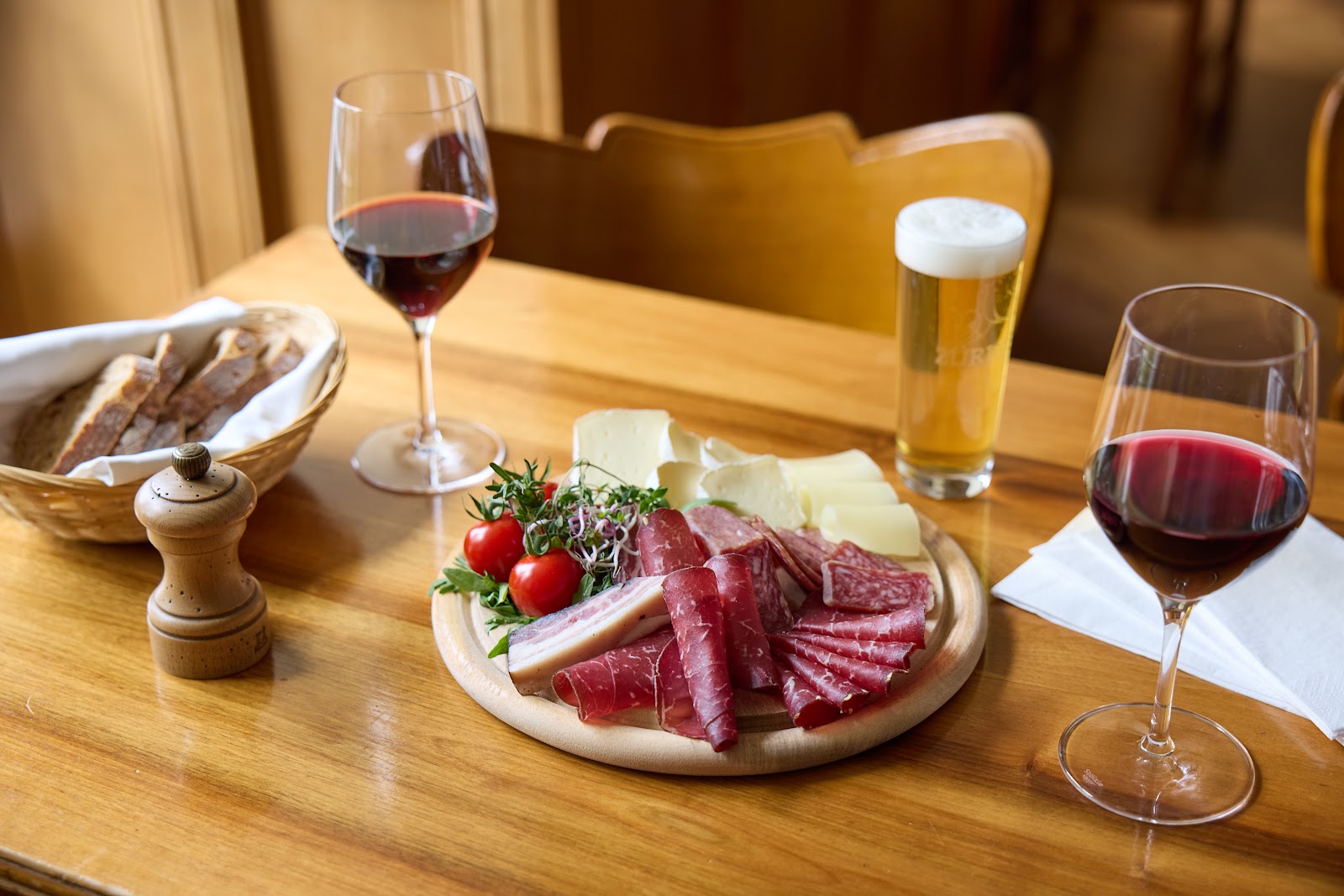 Weinstube im Turm, Zurich
