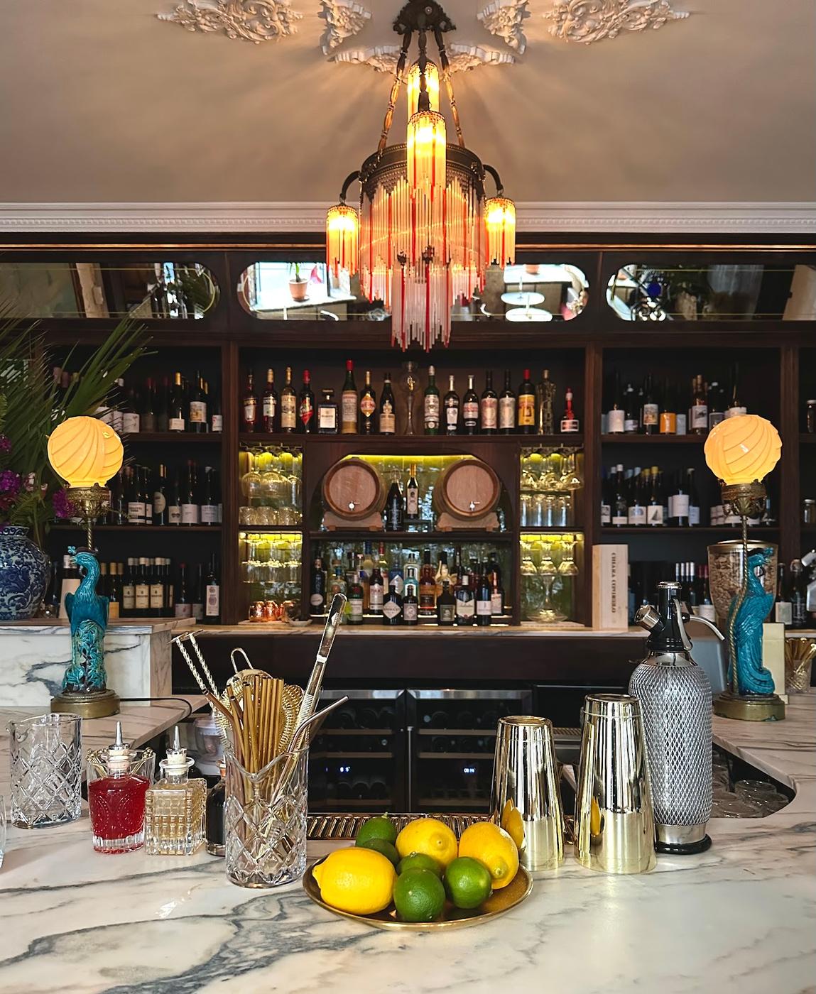 Natural wine bars in Lisbon Principe Real neighbourhood